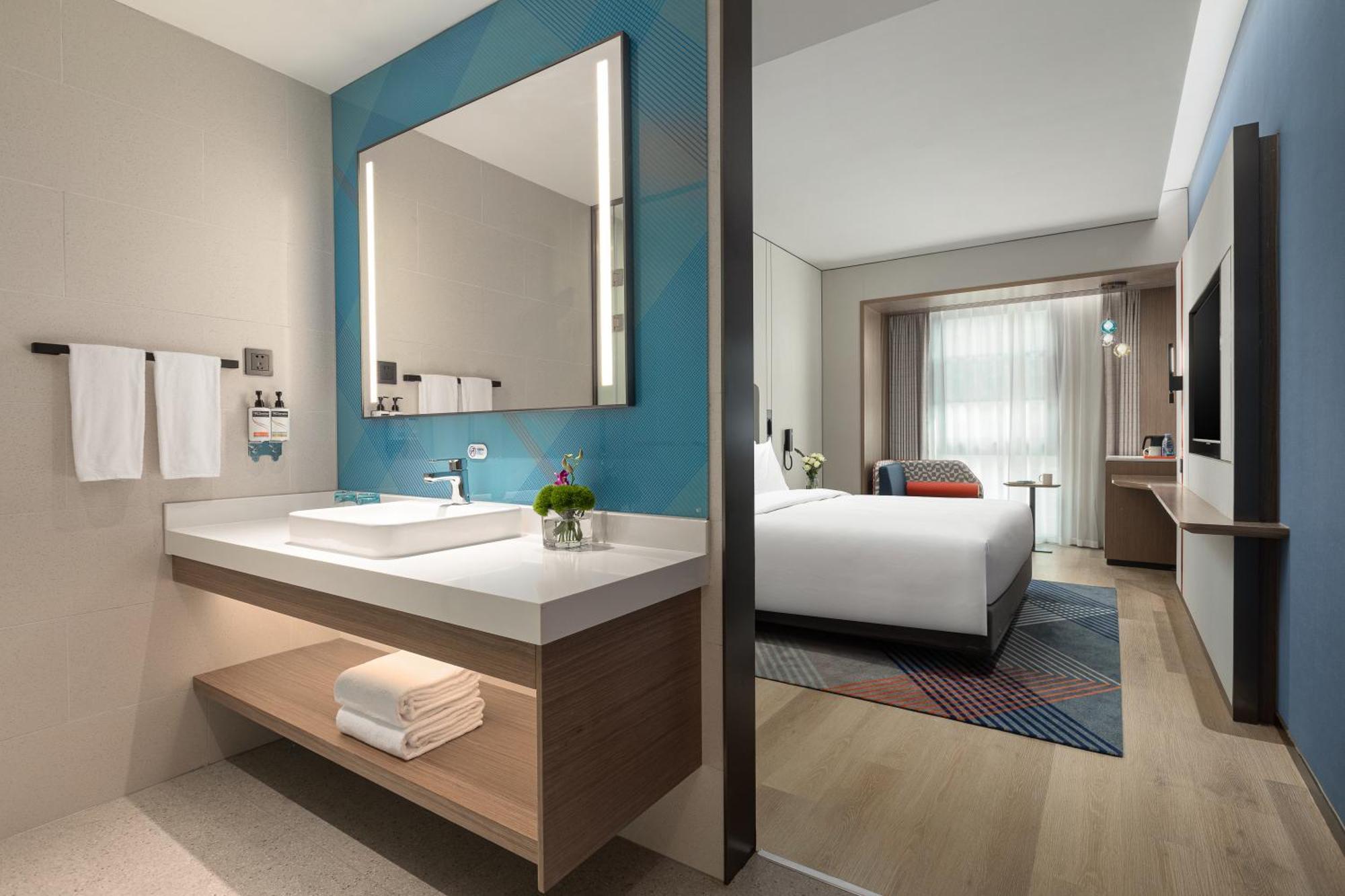 Holiday Inn Express Changfeng Park 上海市 エクステリア 写真