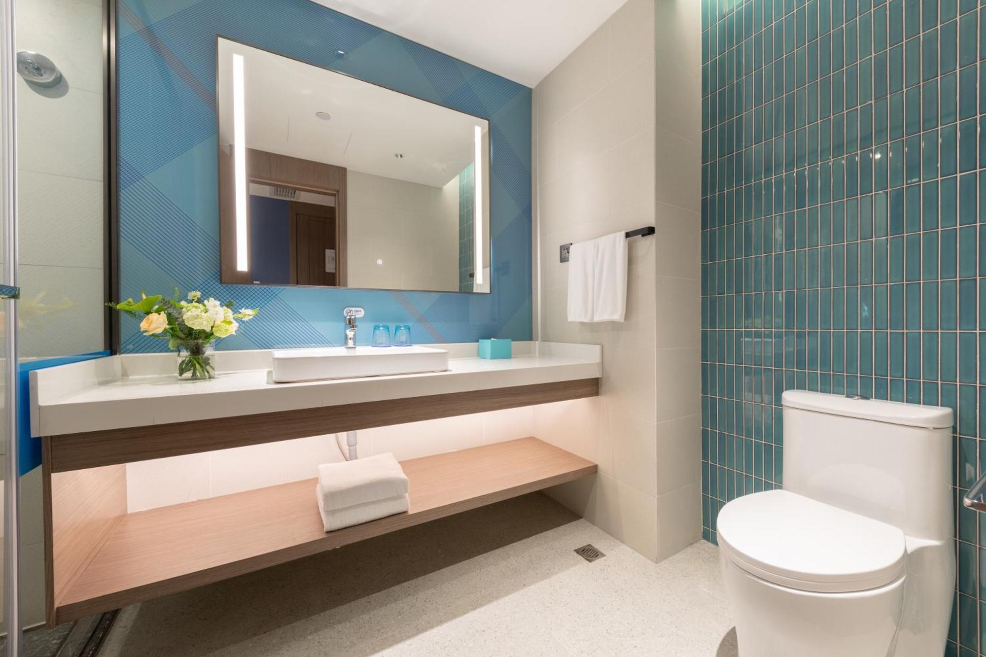 Holiday Inn Express Changfeng Park 上海市 エクステリア 写真